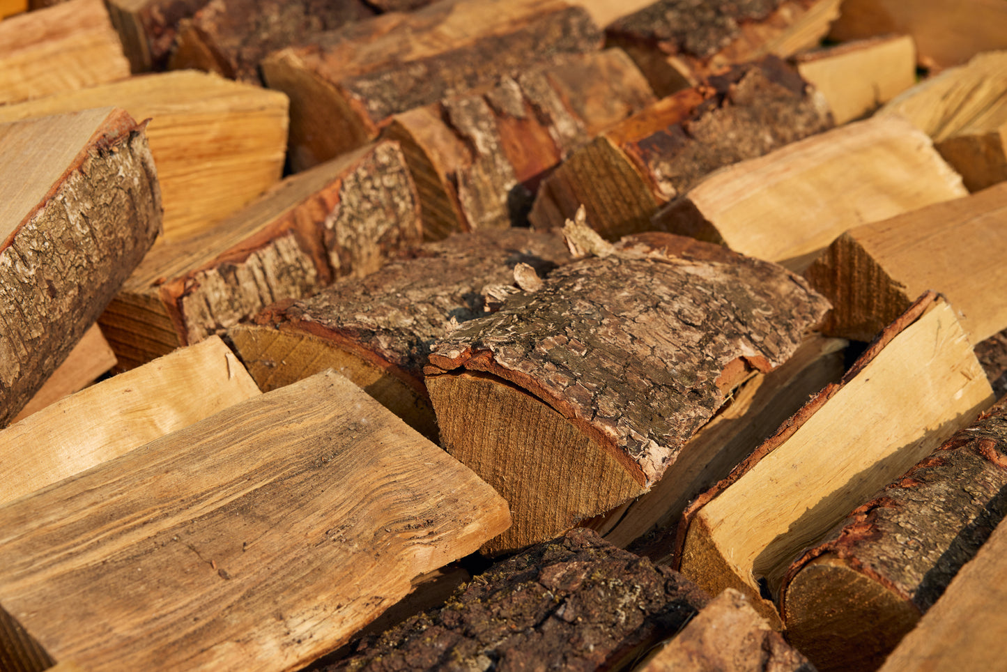 Crates of Kiln Dried Birch Logs